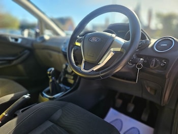 Used Ford Fiesta 2016 for sale - 78569721: Photo