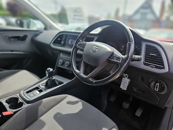 Used SEAT Leon 2019 for sale - 78930874: Photo