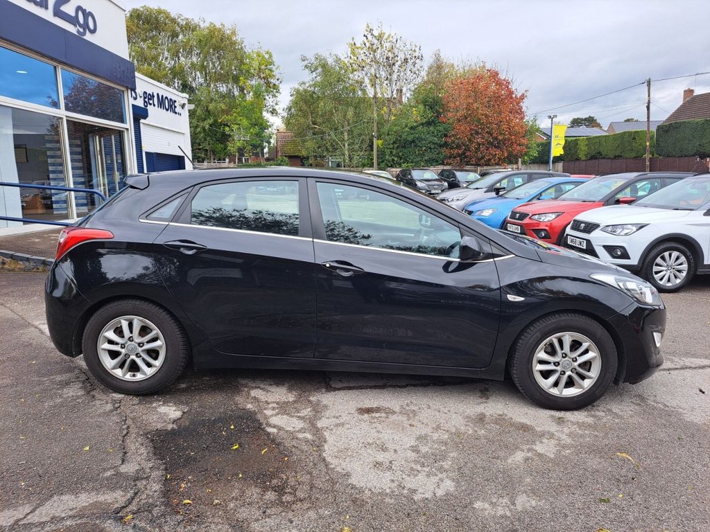 Used Hyundai i30 2017 for sale - 76356653: Photo 11