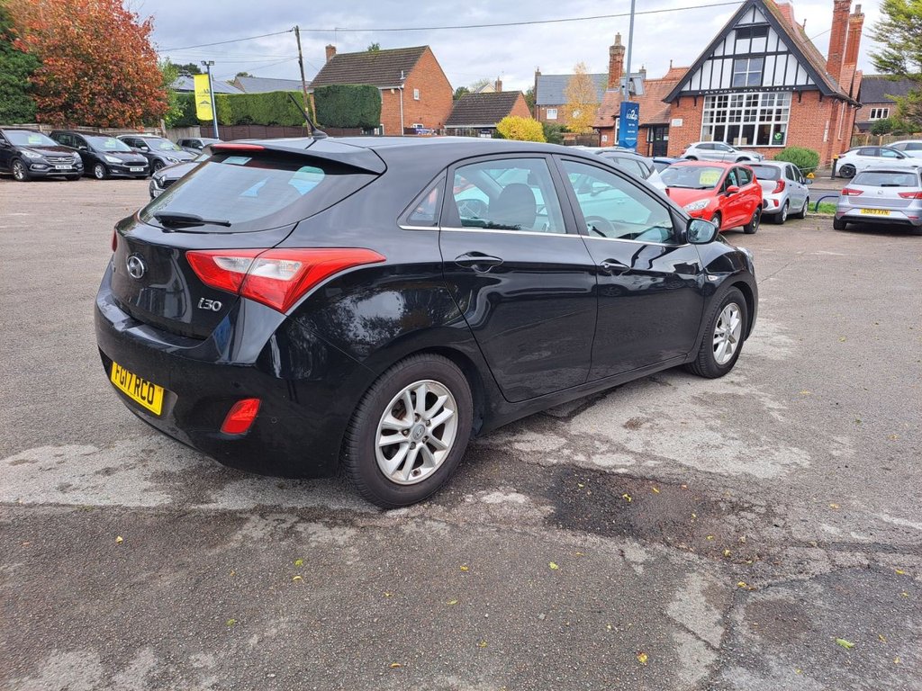 Used Hyundai i30 2017 for sale - 76356653: Photo 12