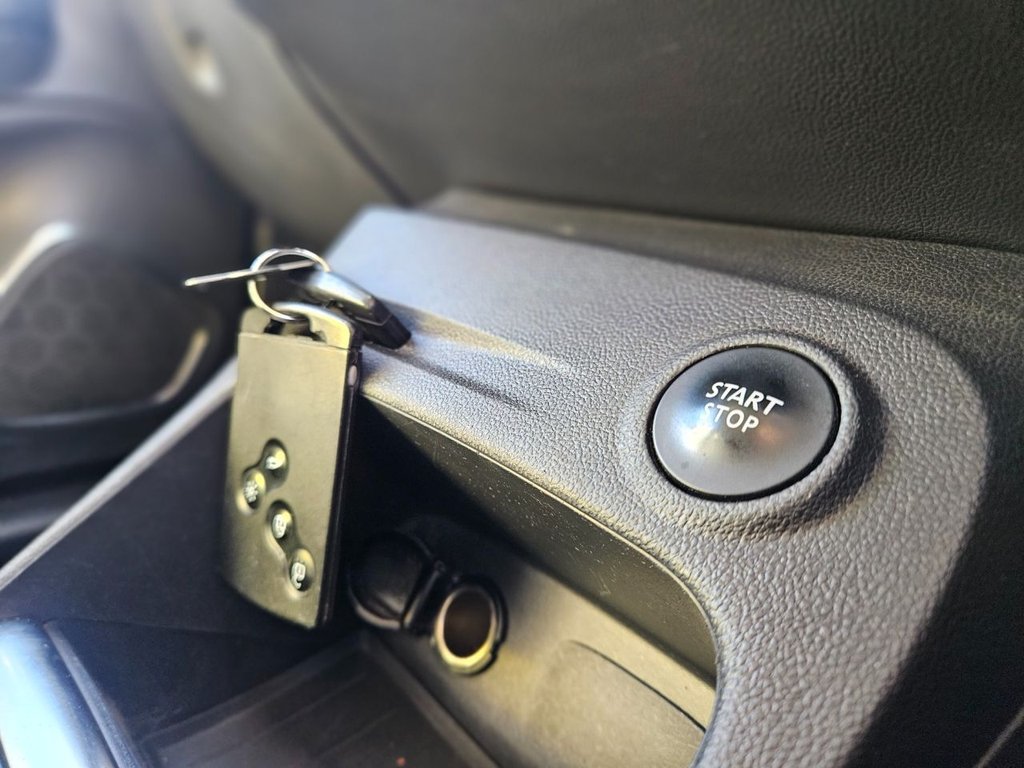 Used Renault Captur 2018 for sale - 76323718: Photo 28