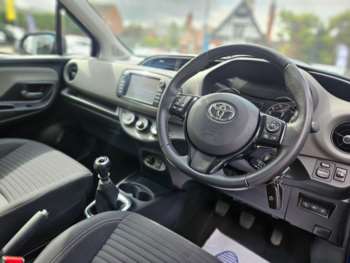 Used Toyota Yaris 2019 for sale - 75181694: Photo