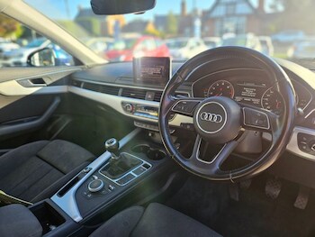 Used Audi A4 2016 for sale - 76061800: Photo