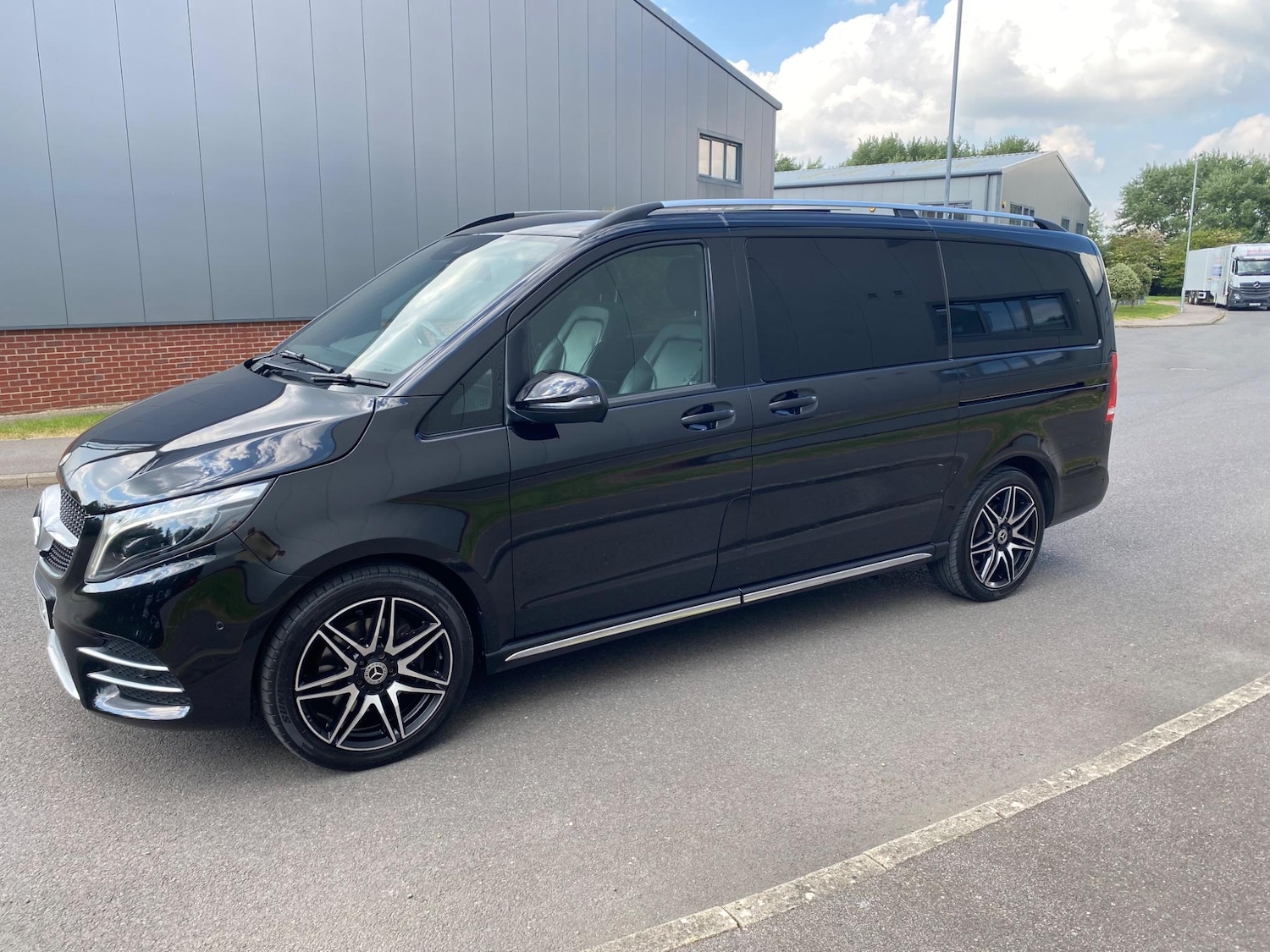 Used Mercedes-Benz V-Class for sale - 77291821: Photo 11