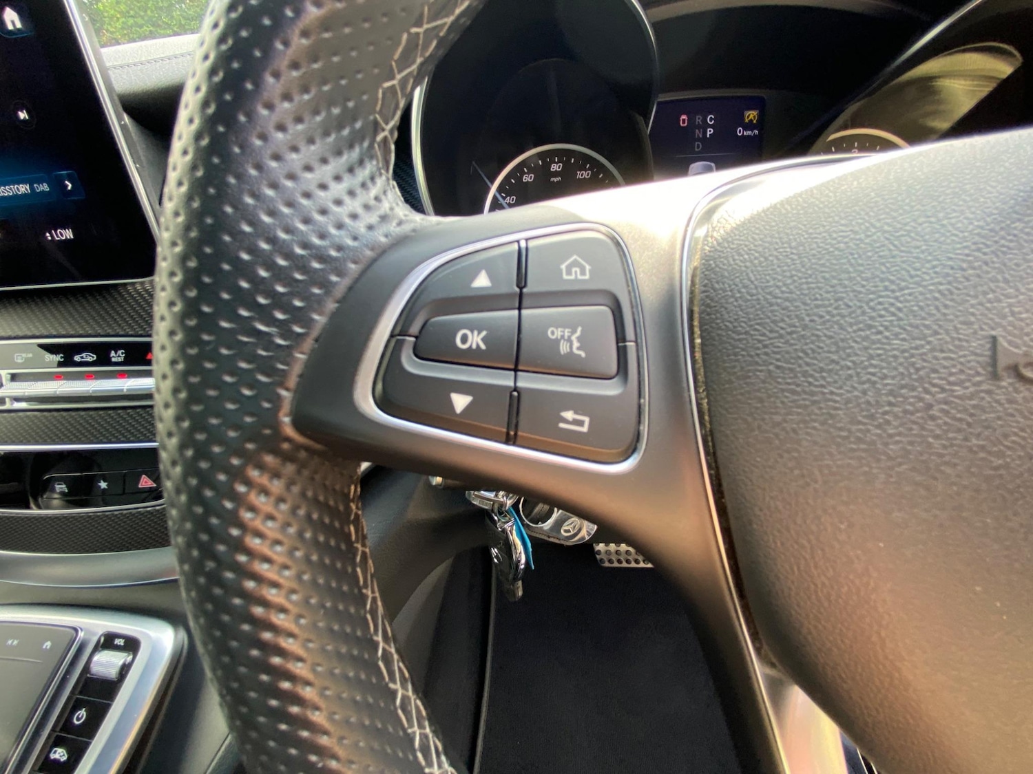 Used Mercedes-Benz V-Class for sale - 77291821: Photo 34