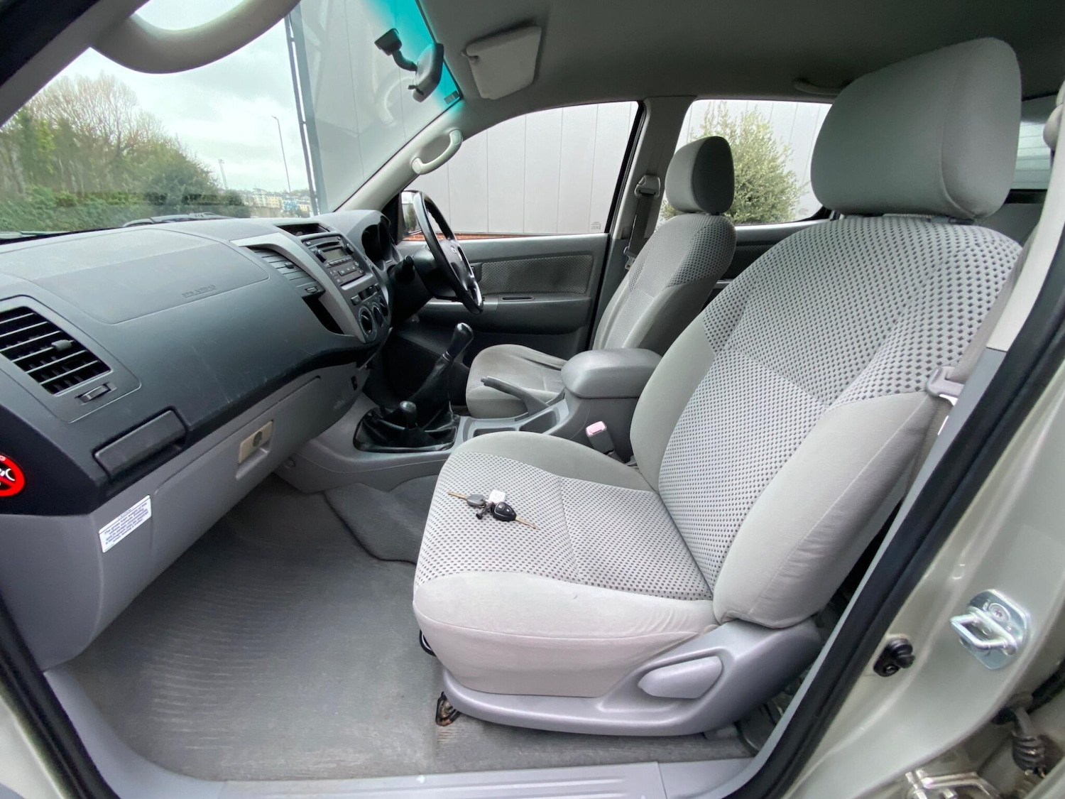 Used Toyota Hilux 2008 for sale - 77290821: Photo 38