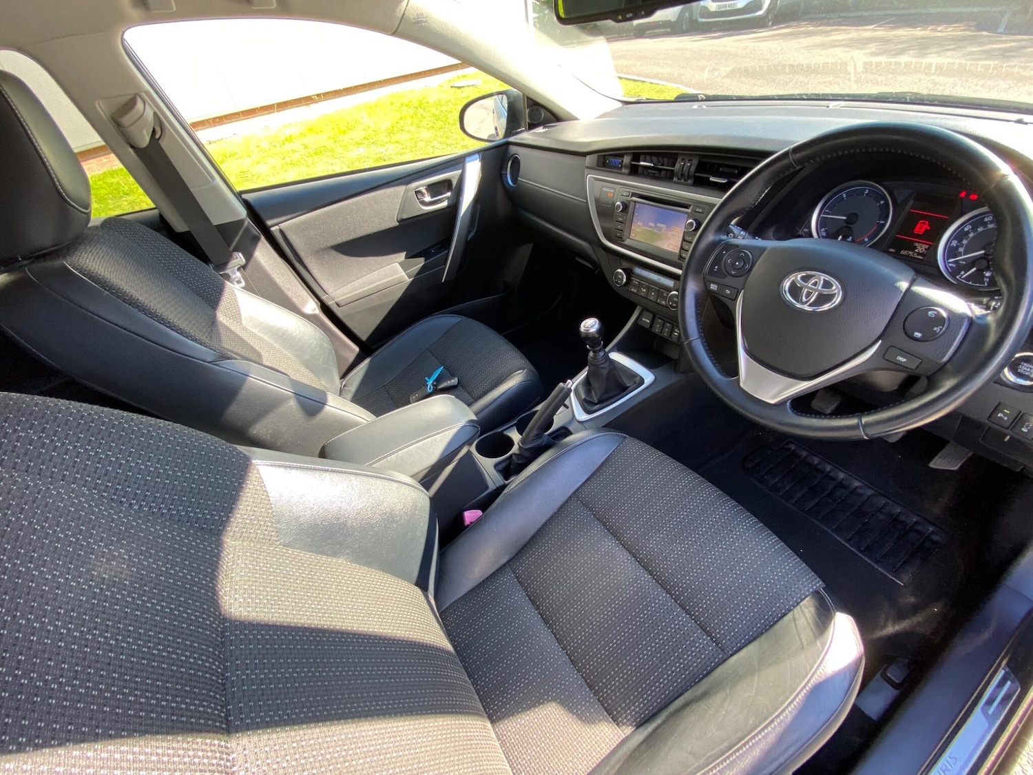 Used Toyota Auris 2013 for sale - 78171405: Photo 39