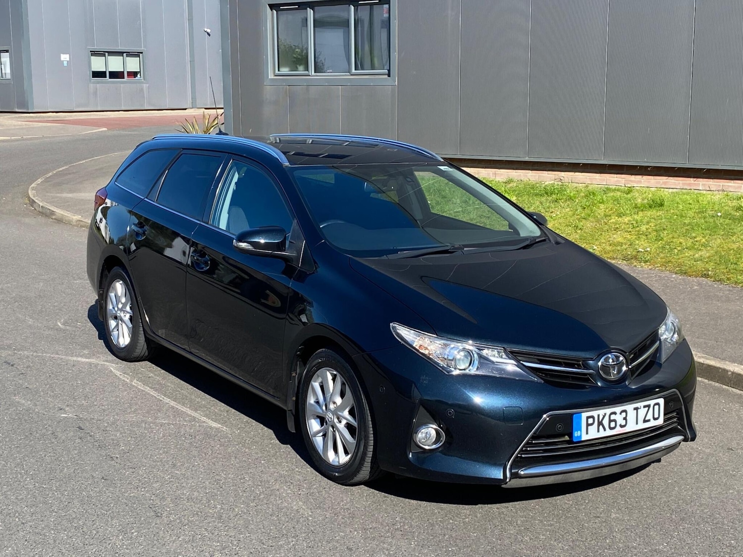 Used Toyota Auris 2013 for sale - 78171405: Photo 4