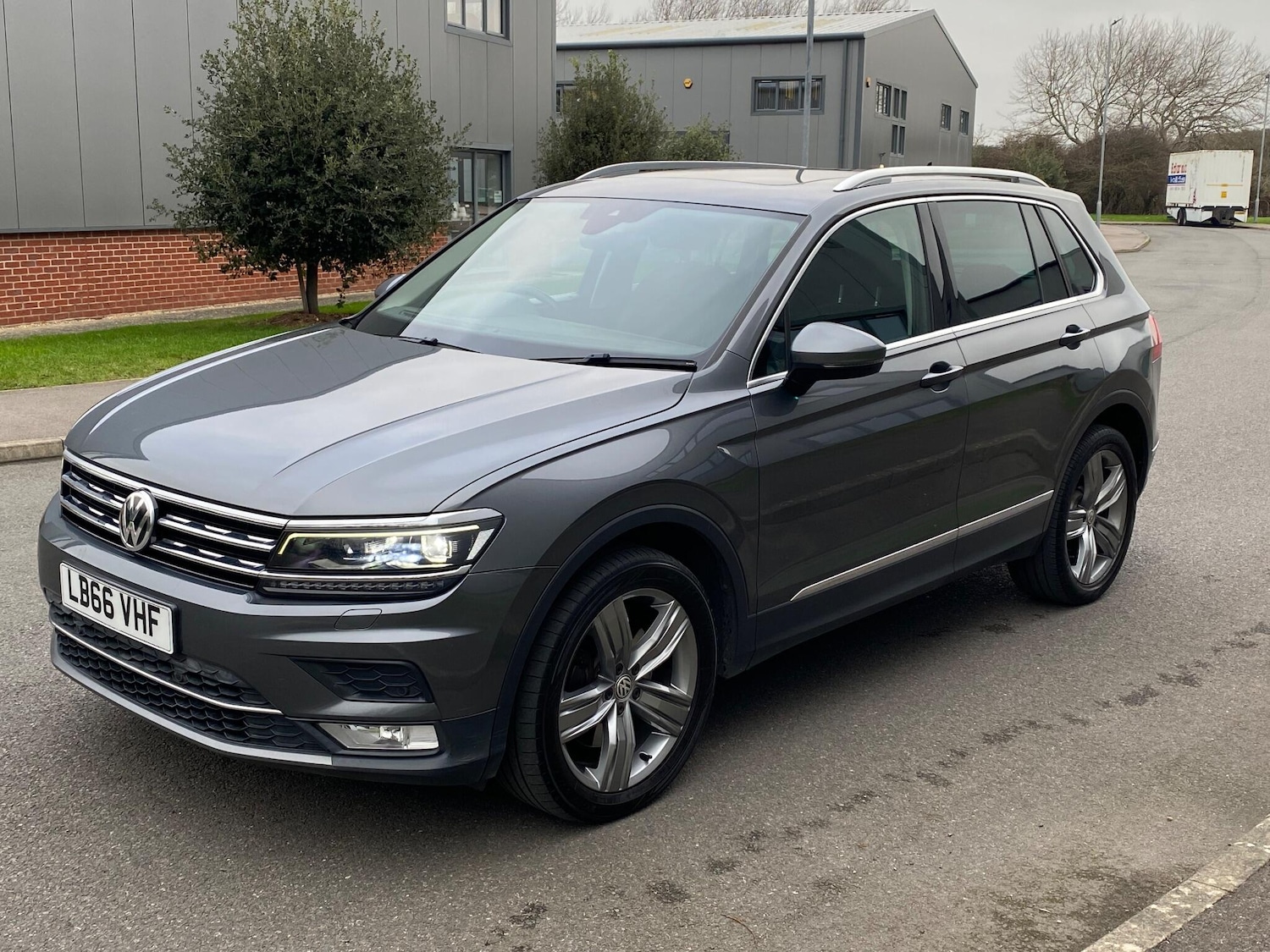 Used Volkswagen Tiguan for sale - 77292012: Photo 14