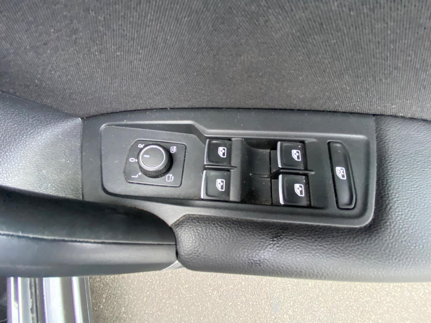 Used Volkswagen Tiguan for sale - 77292012: Photo 37