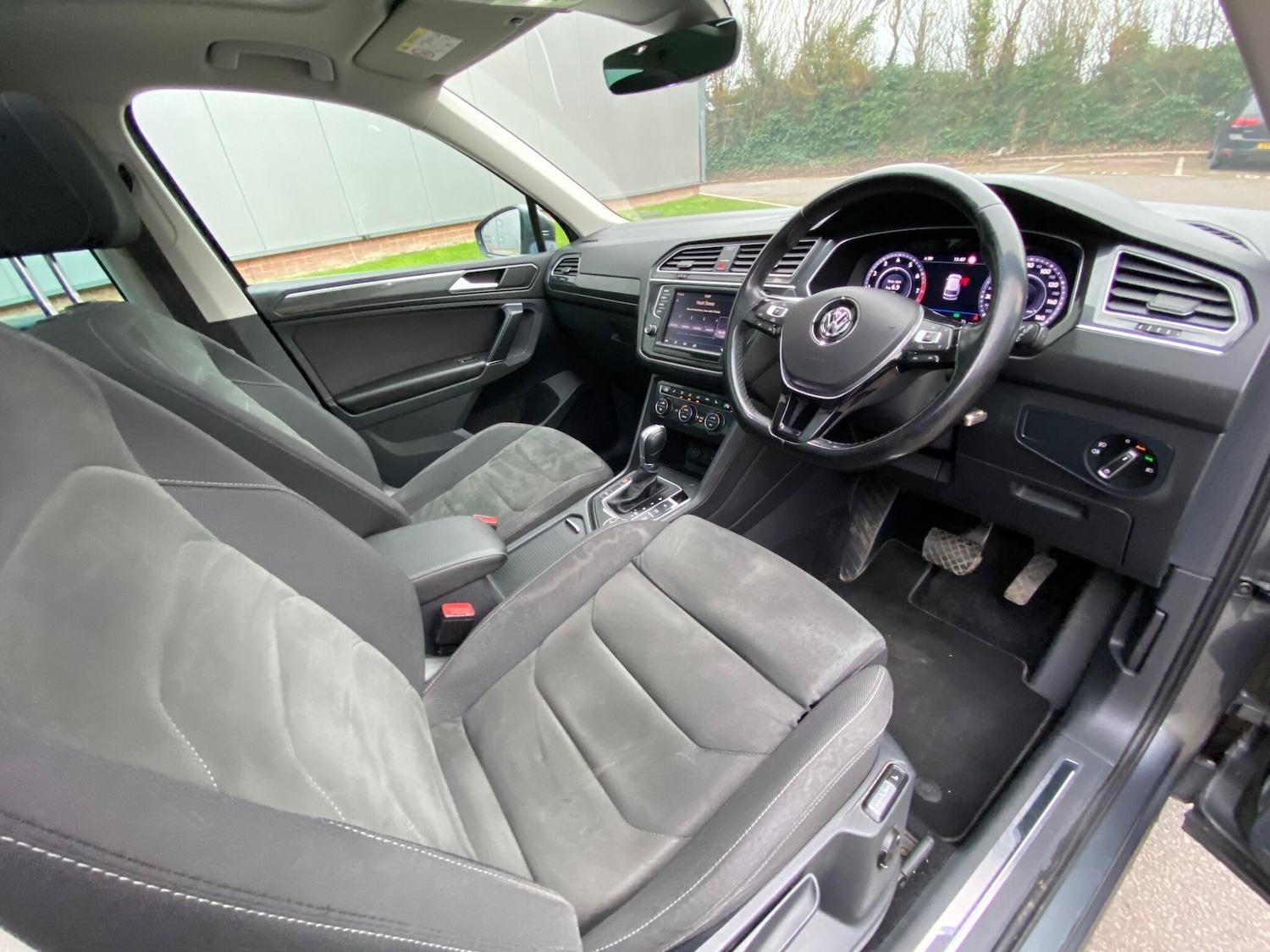 Used Volkswagen Tiguan for sale - 77292012: Photo 38