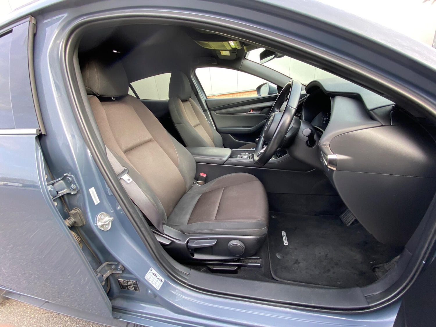 Used Mazda Mazda3 for sale - 78135626: Photo 35