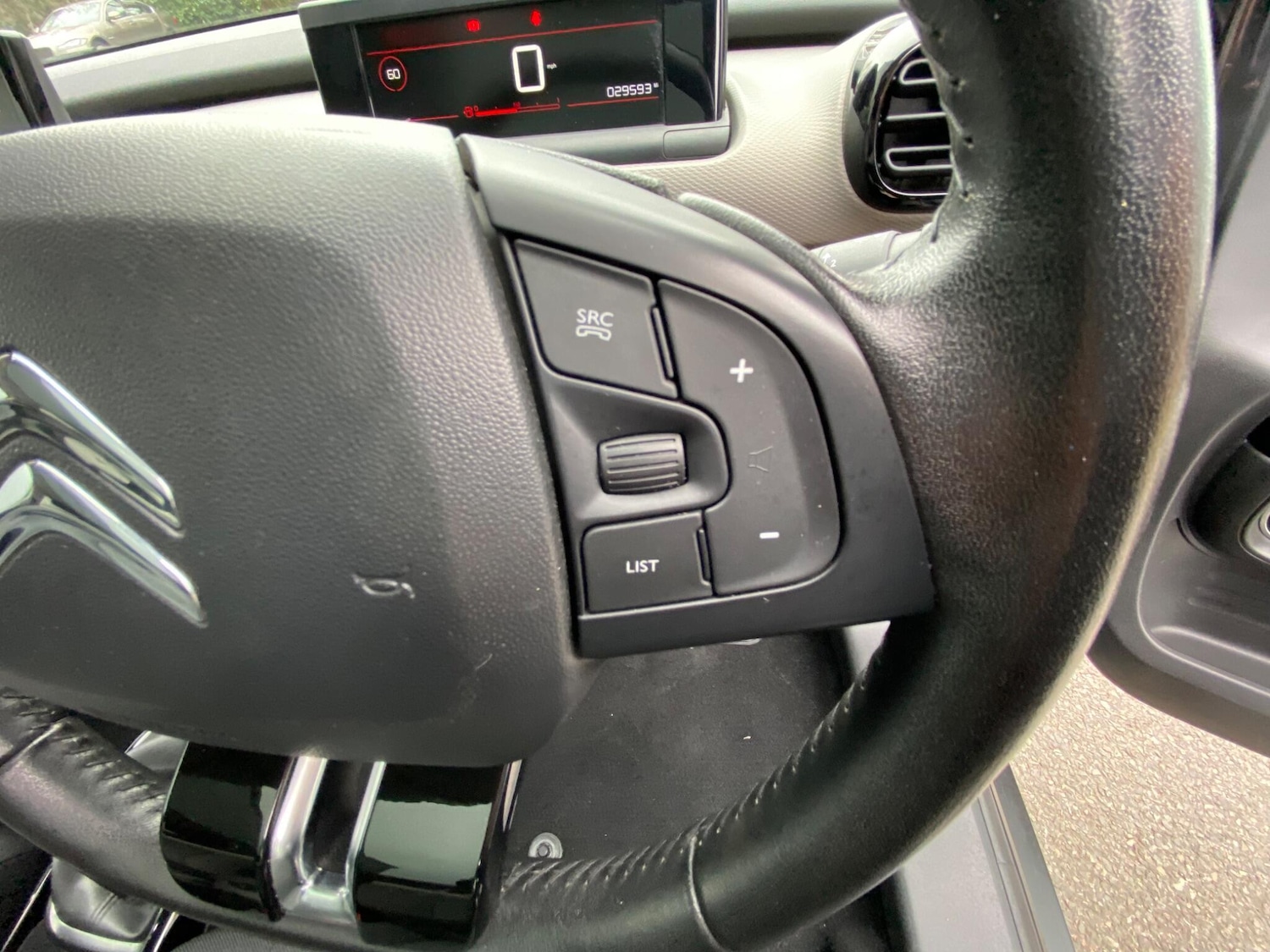 Used Citroen C4 Cactus 2019 for sale - 77625383: Photo 40