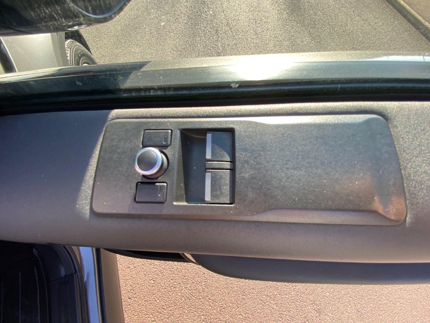 Used Land Rover Discovery 2018 for sale - 77958572: Photo 32