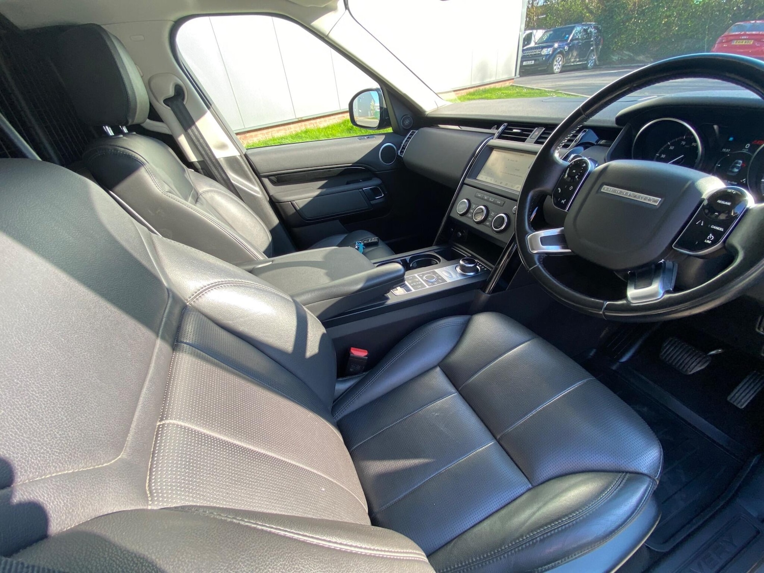 Used Land Rover Discovery 2018 for sale - 77958572: Photo 37