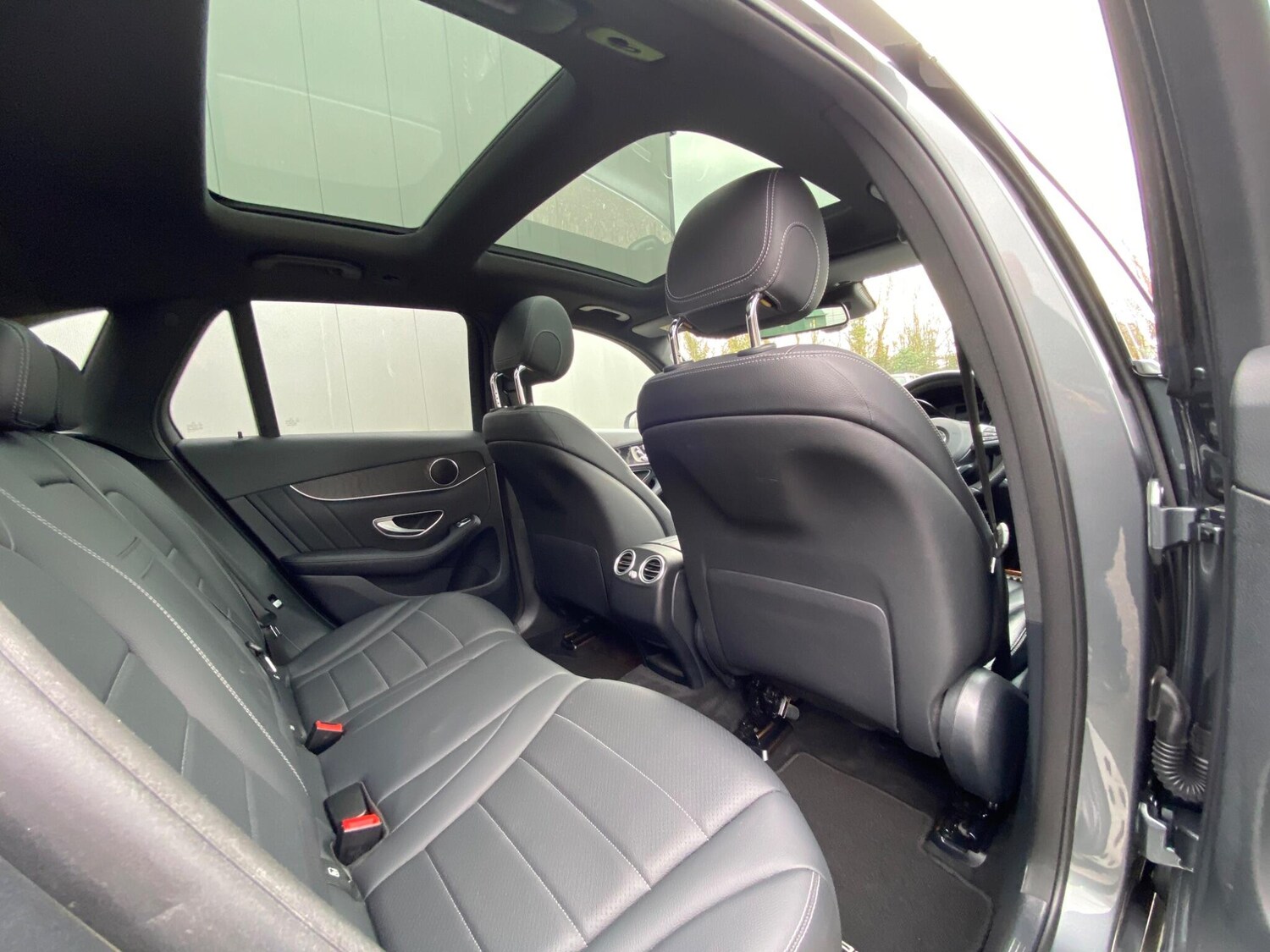 Used Mercedes-Benz GLC 2018 for sale - 77696349: Photo 61