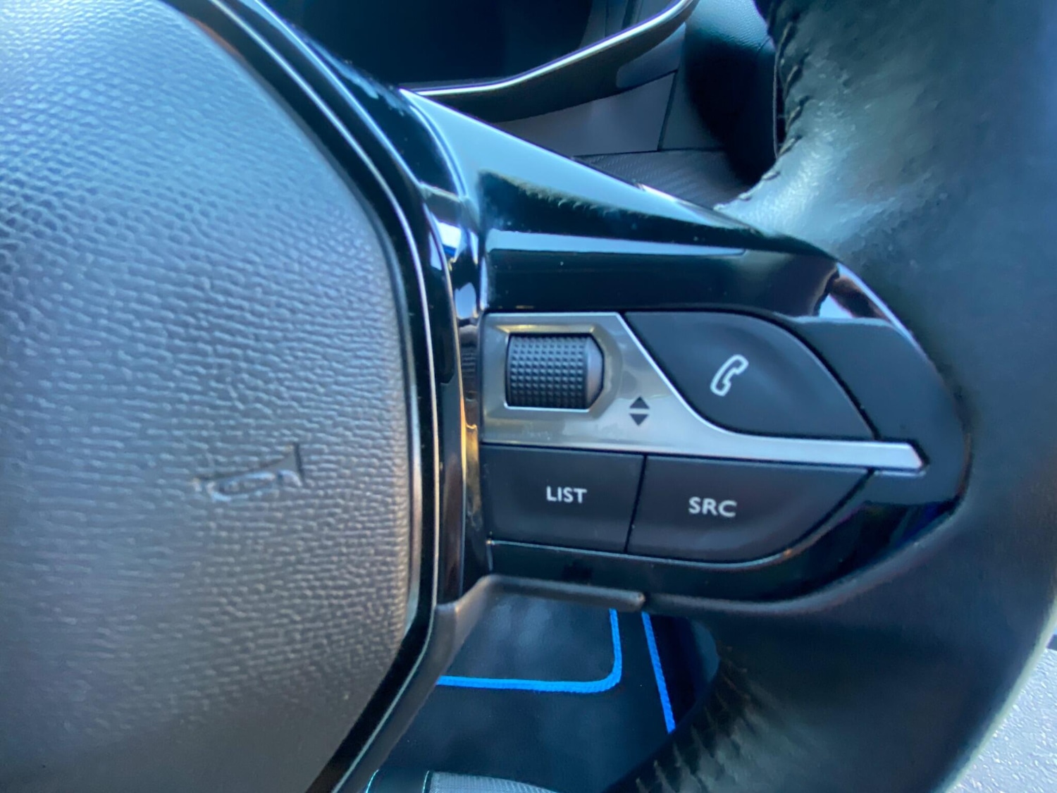 Used Peugeot 208 2020 for sale - 77291944: Photo 41