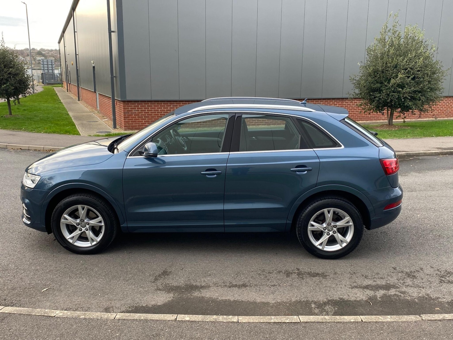 Used Audi Q3 for sale - 77290652: Photo 15
