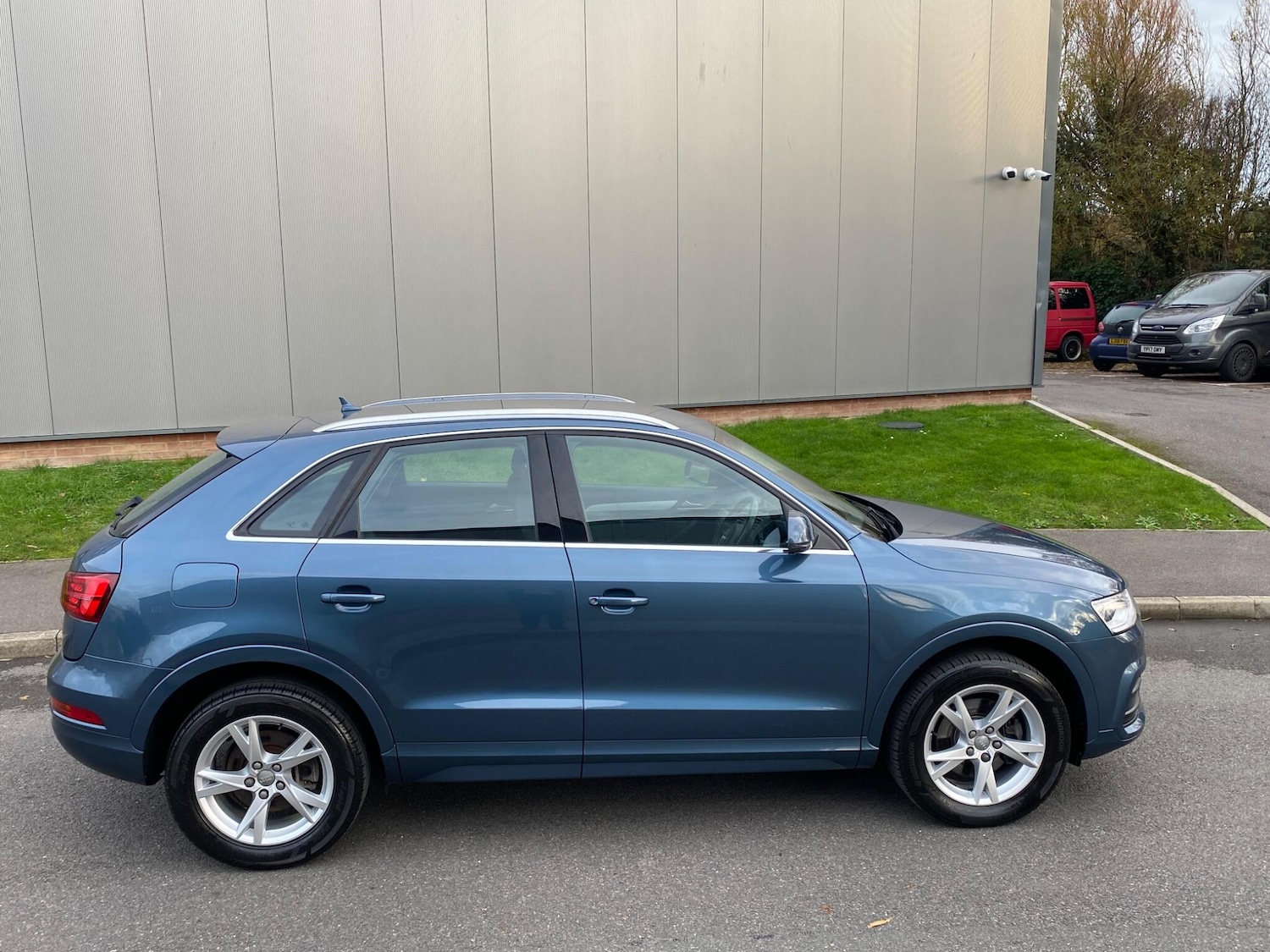 Used Audi Q3 for sale - 77290652: Photo 31