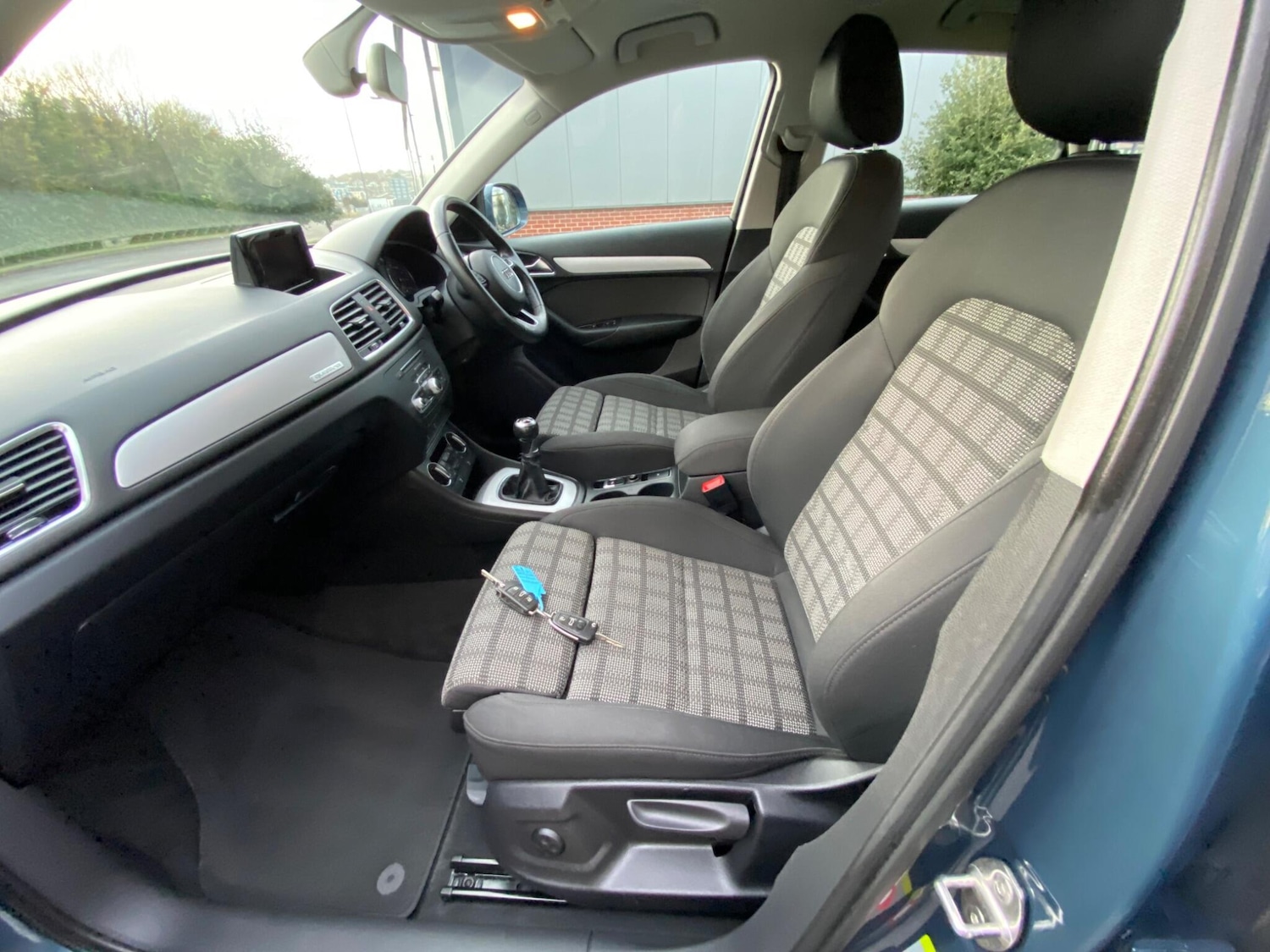 Used Audi Q3 for sale - 77290652: Photo 52