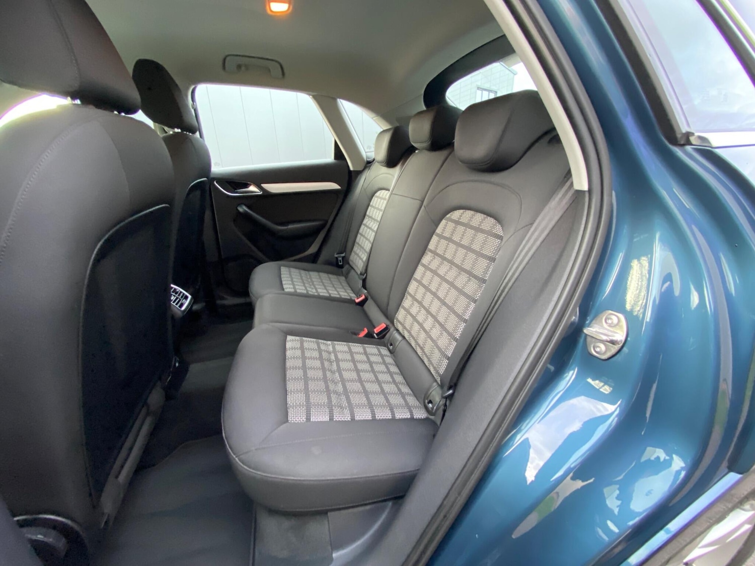 Used Audi Q3 for sale - 77290652: Photo 56