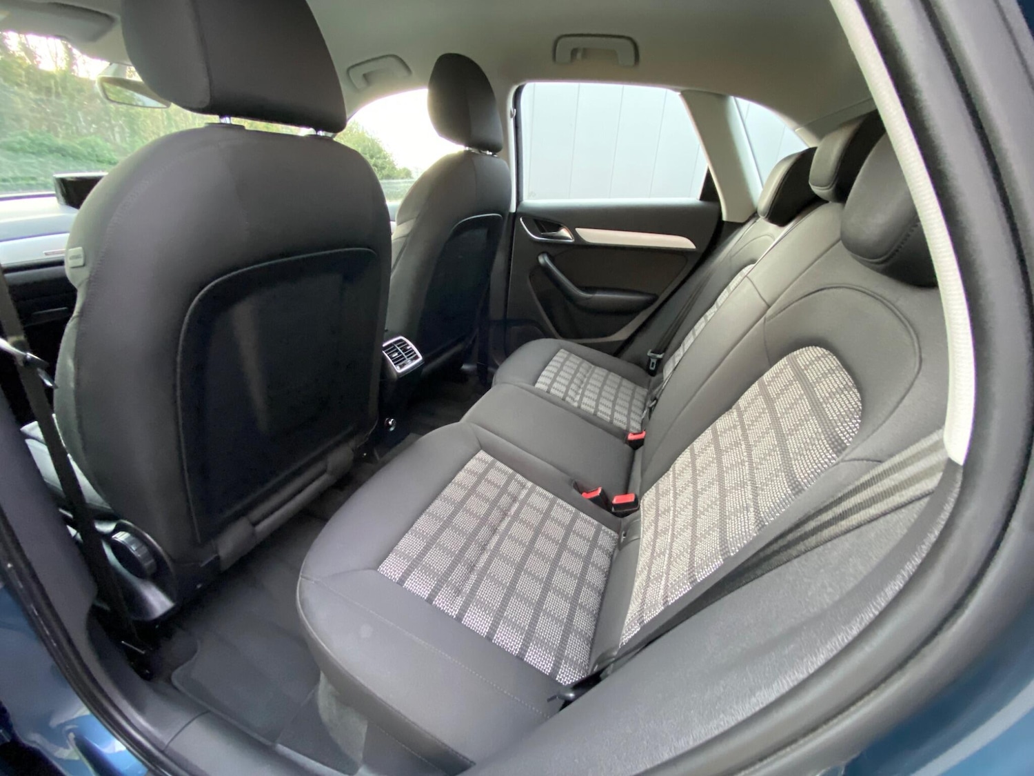 Used Audi Q3 for sale - 77290652: Photo 57