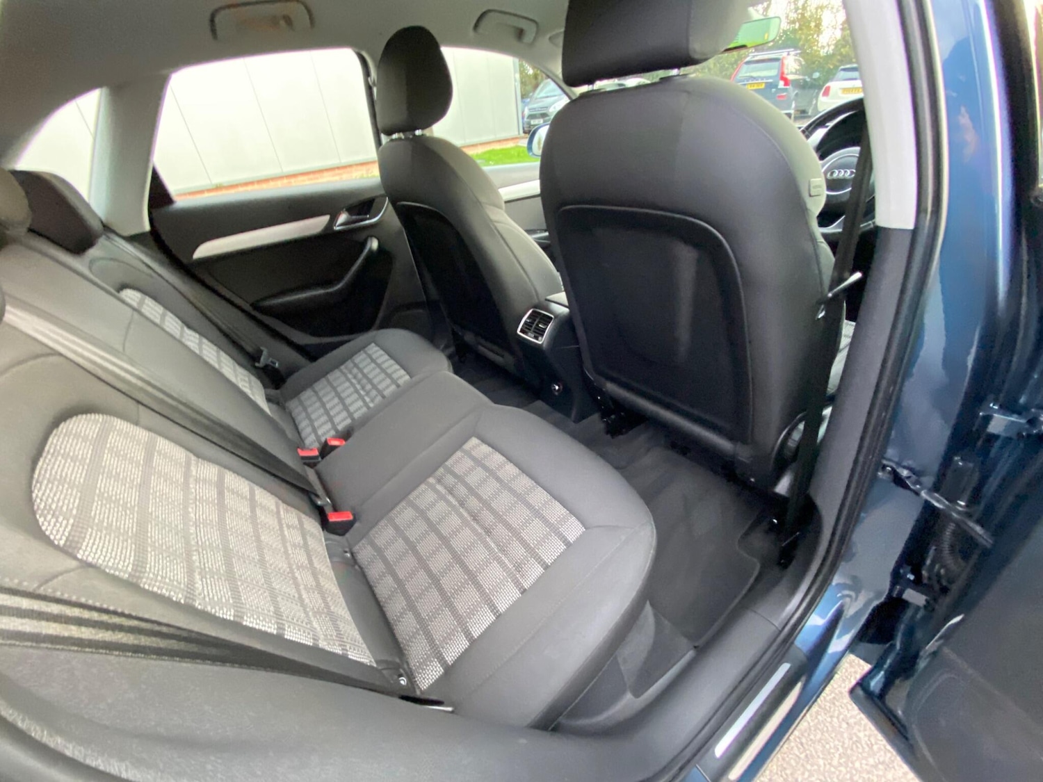 Used Audi Q3 for sale - 77290652: Photo 62