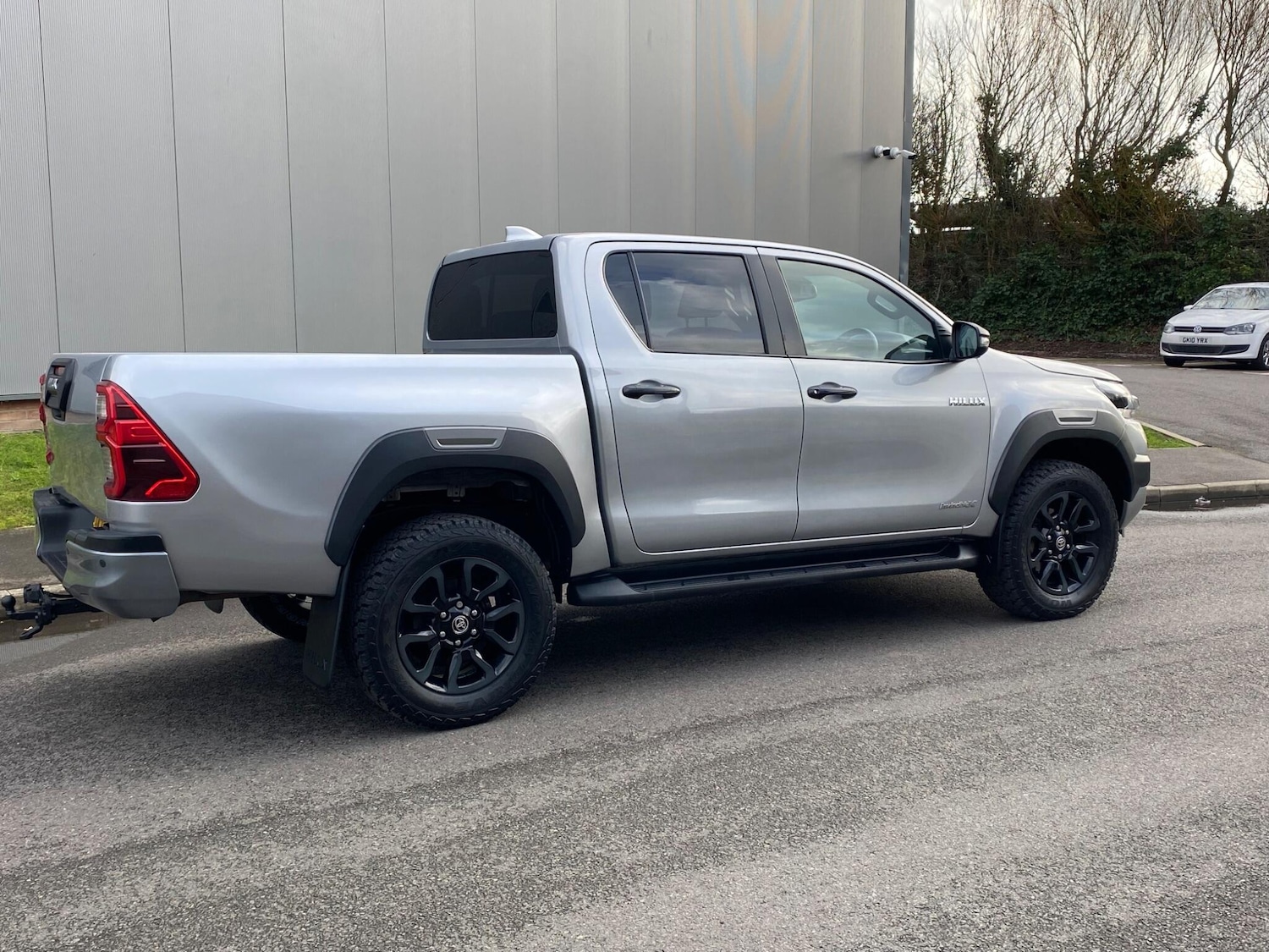 Used Toyota Hilux 2023 for sale - 77598966: Photo 30