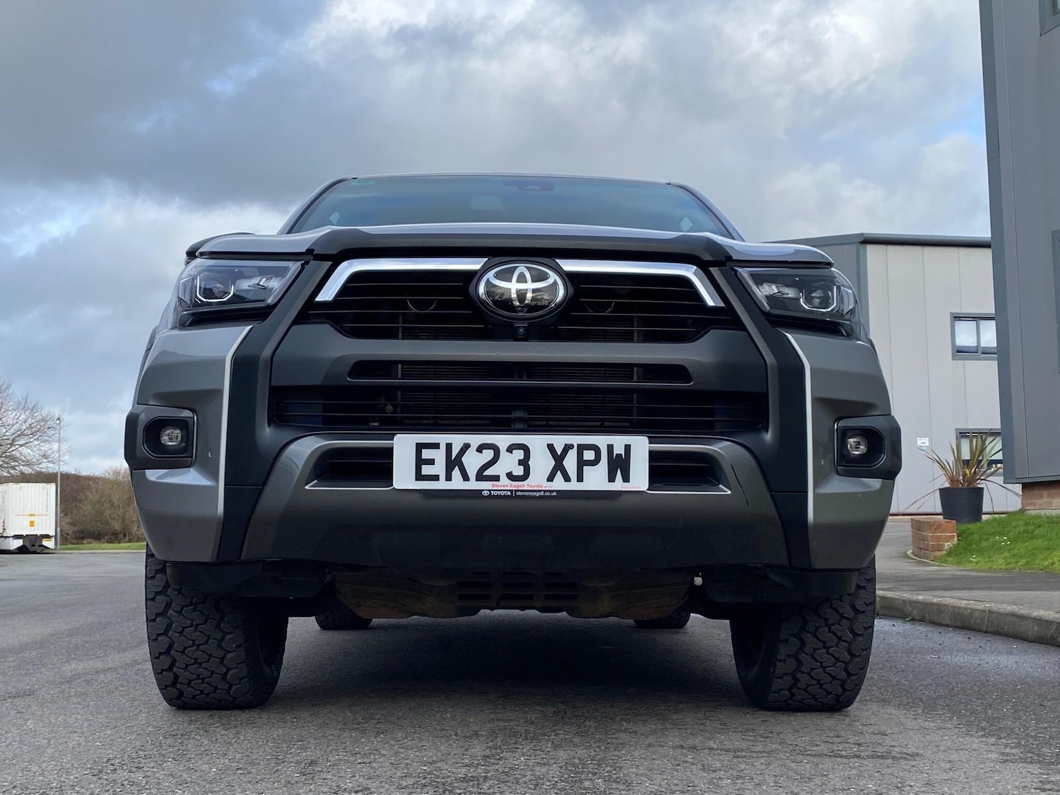 Used Toyota Hilux 2023 for sale - 77598966: Photo 8