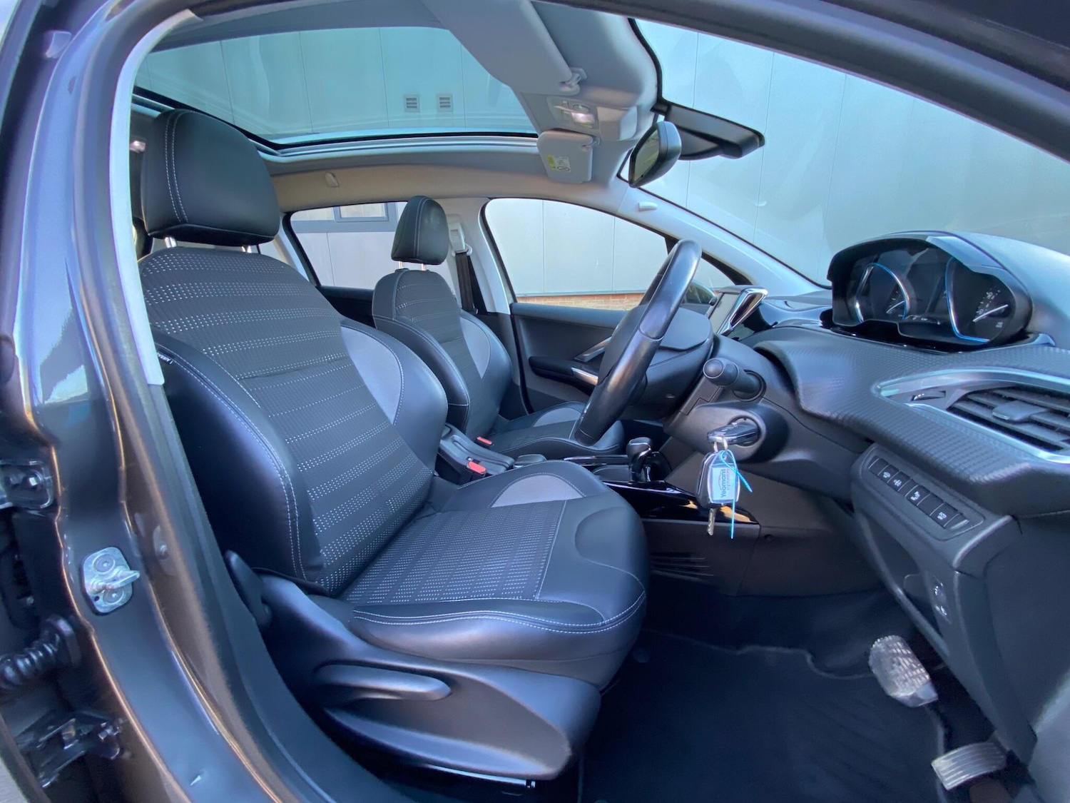 Used Peugeot 2008 2019 for sale - 77290881: Photo 36