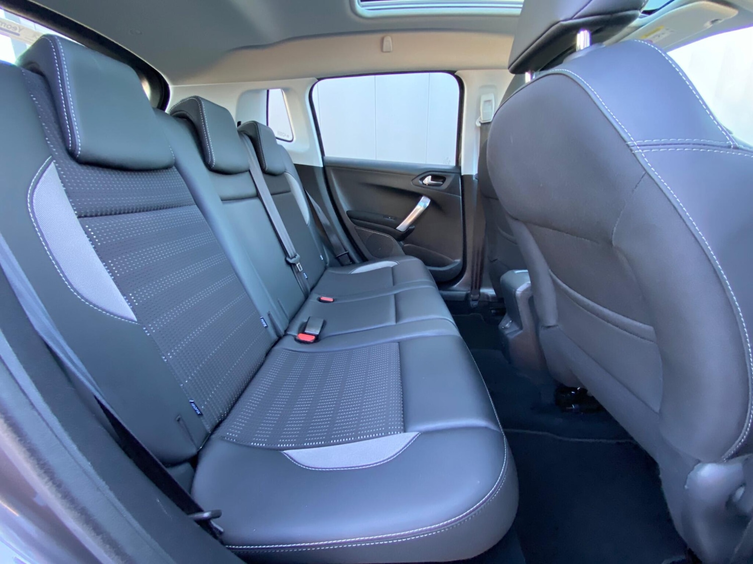 Used Peugeot 2008 2019 for sale - 77290881: Photo 62