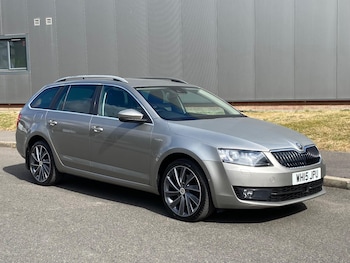 Used Skoda Octavia 2015 for sale - 79589381: Photo