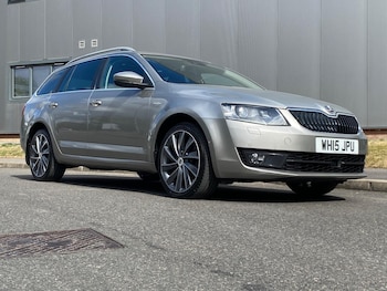 Used Skoda Octavia 2015 for sale - 79589381: Photo