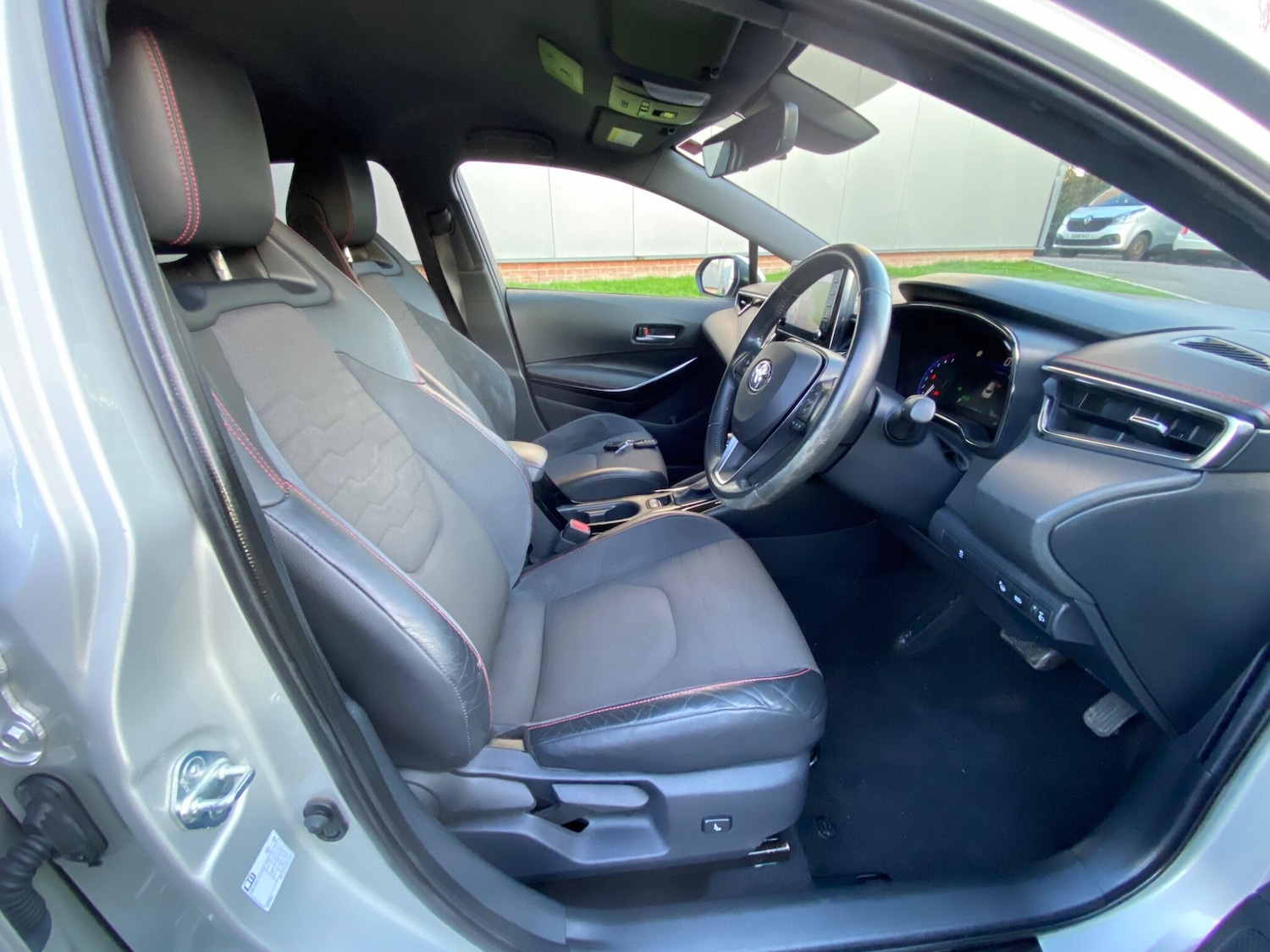 Used Toyota Corolla 2019 for sale - 78007883: Photo 37