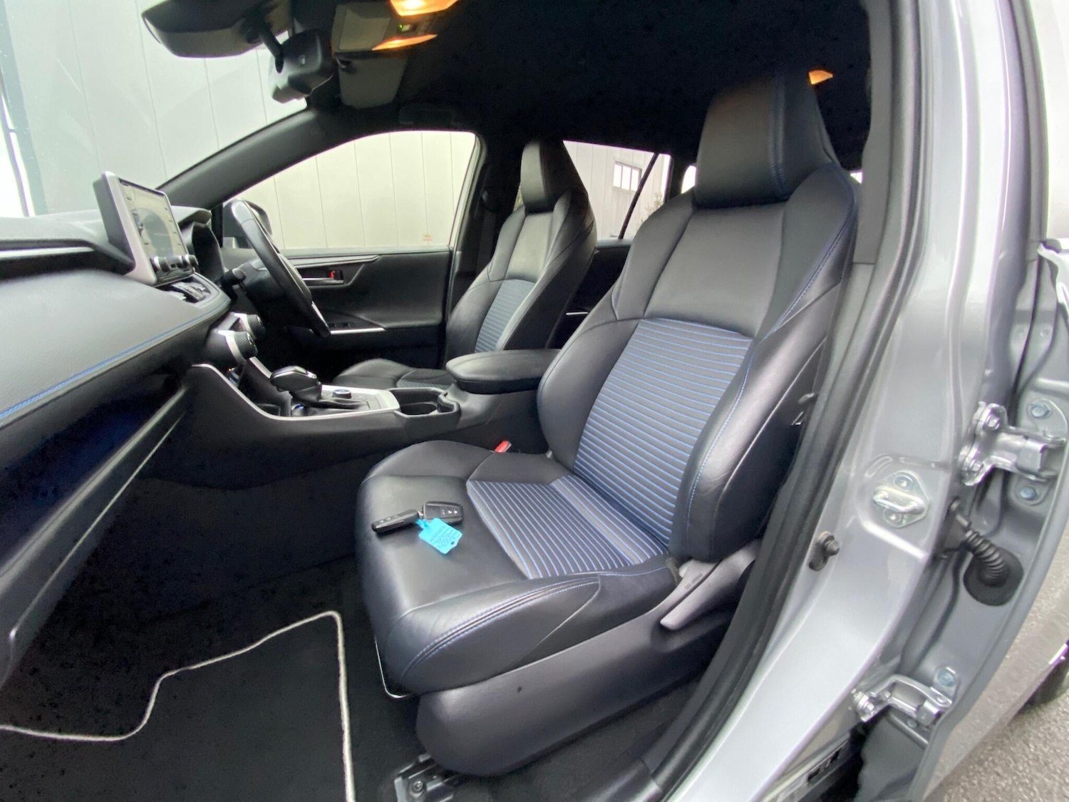 Used Toyota RAV4 2019 for sale - 77290553: Photo 51