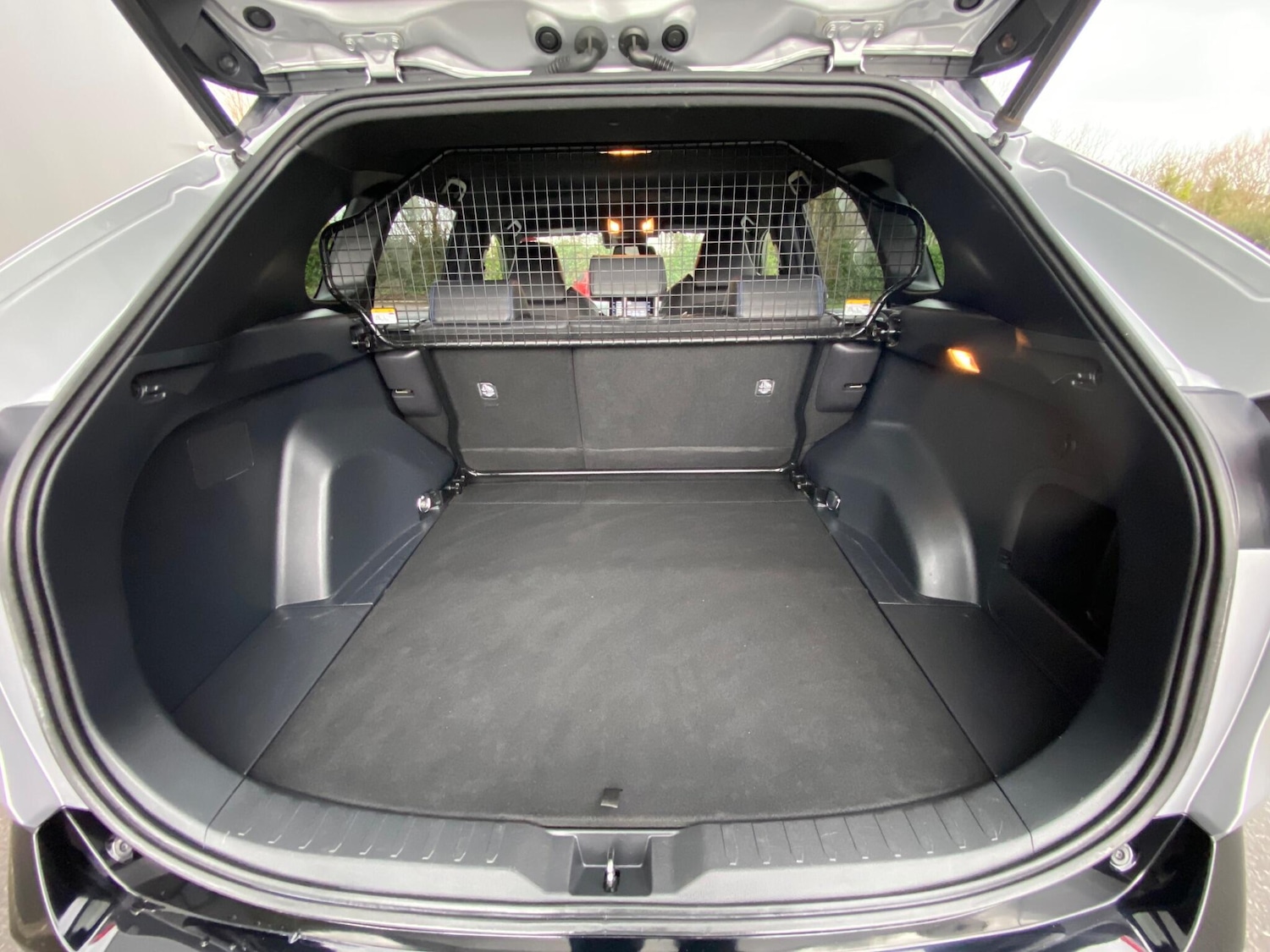 Used Toyota RAV4 2019 for sale - 77290553: Photo 56