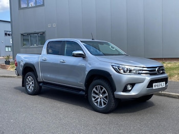 Used Toyota Hilux 2019 for sale - 79202333: Photo