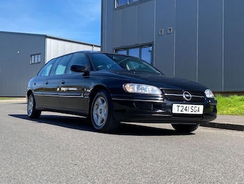 Used Vauxhall Omega 1999 for sale - 77993840: Photo
