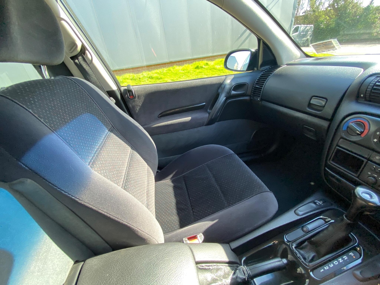 Used Vauxhall Omega 1999 for sale - 77993840: Photo 43