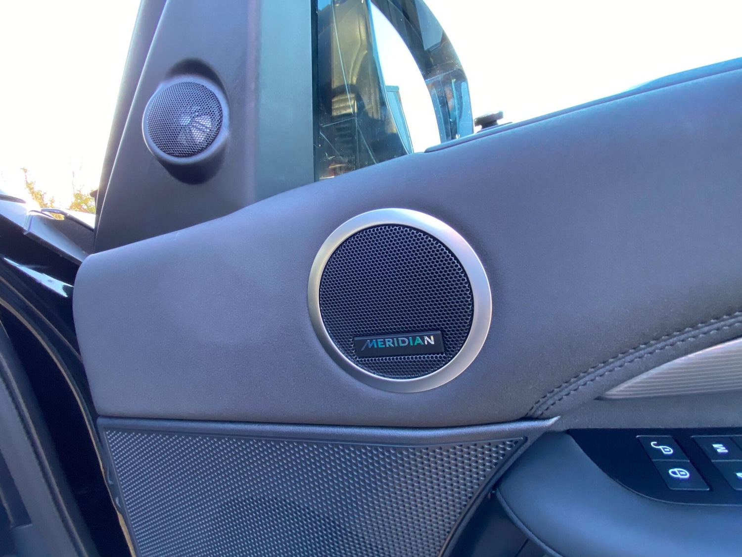 Used Land Rover Discovery for sale - 77290538: Photo 40