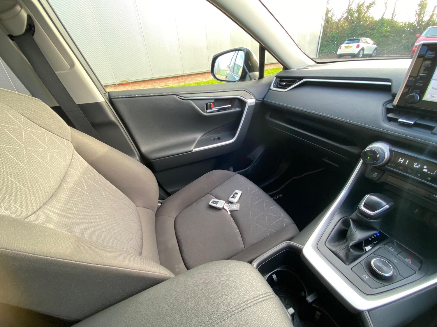 Used Toyota RAV4 for sale - 77290874: Photo 48