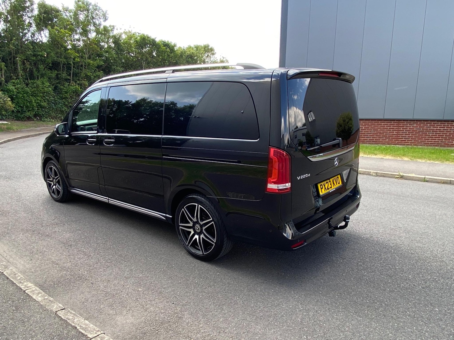 Used Mercedes-Benz V-Class 2023 for sale - 78020492: Photo 14