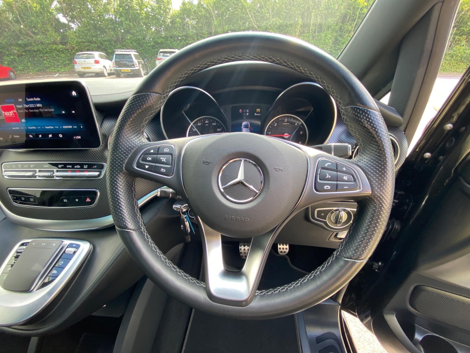 Used Mercedes-Benz V-Class 2023 for sale - 78020492: Photo 35