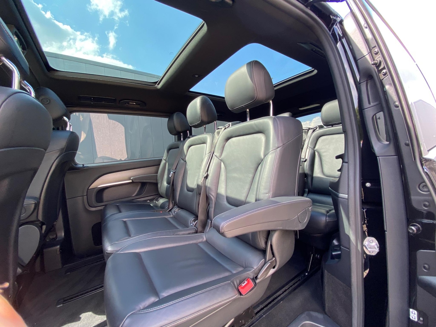 Used Mercedes-Benz V-Class 2023 for sale - 78020492: Photo 54