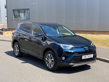 Used Toyota RAV4 2017 for sale - 79324432: Photo
