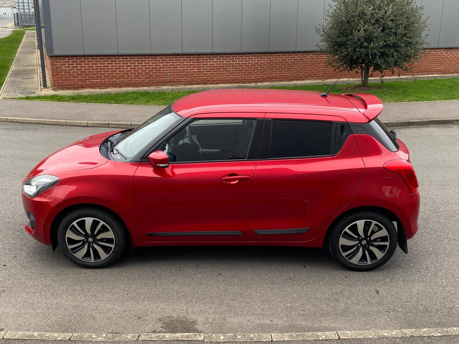 Used Suzuki Swift 2018 for sale - 77524092: Photo 14