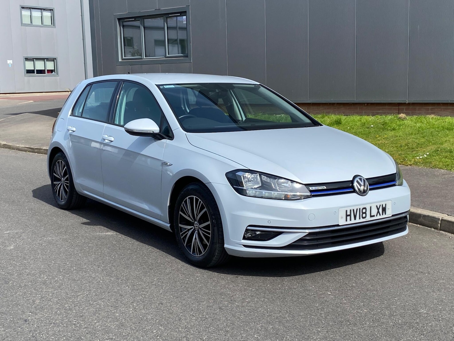 Used Volkswagen Golf 2018 for sale - 78203848: Photo 3
