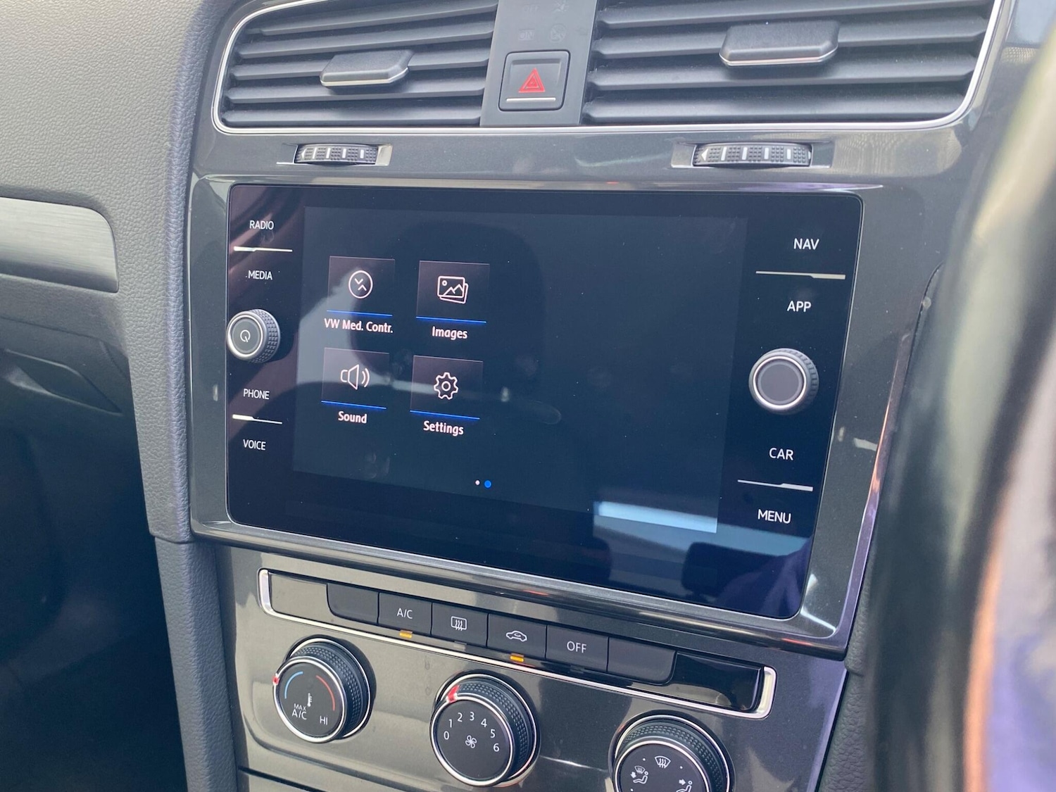 Used Volkswagen Golf 2018 for sale - 78203848: Photo 51