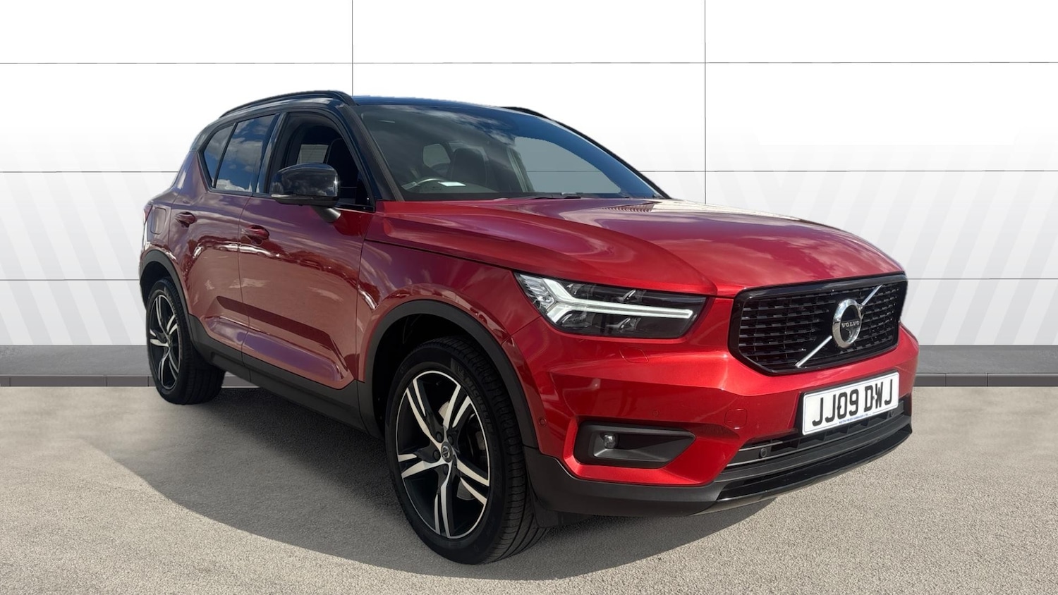 Used Volvo XC40 2018 for sale - 76115693: Photo 1