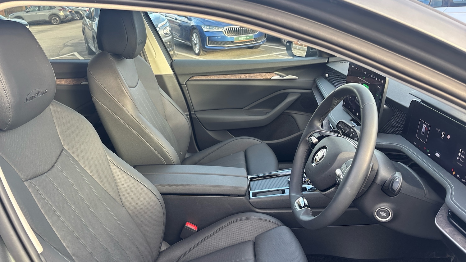 Used Skoda Superb 2025 for sale - 76903865: Photo 15